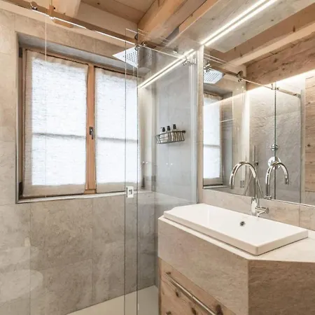 3br Piatto Nei Sestieri Storici Lägenhet *